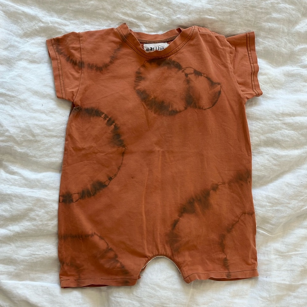 Earthe Onesie Short Tie Dye Romper 3/4